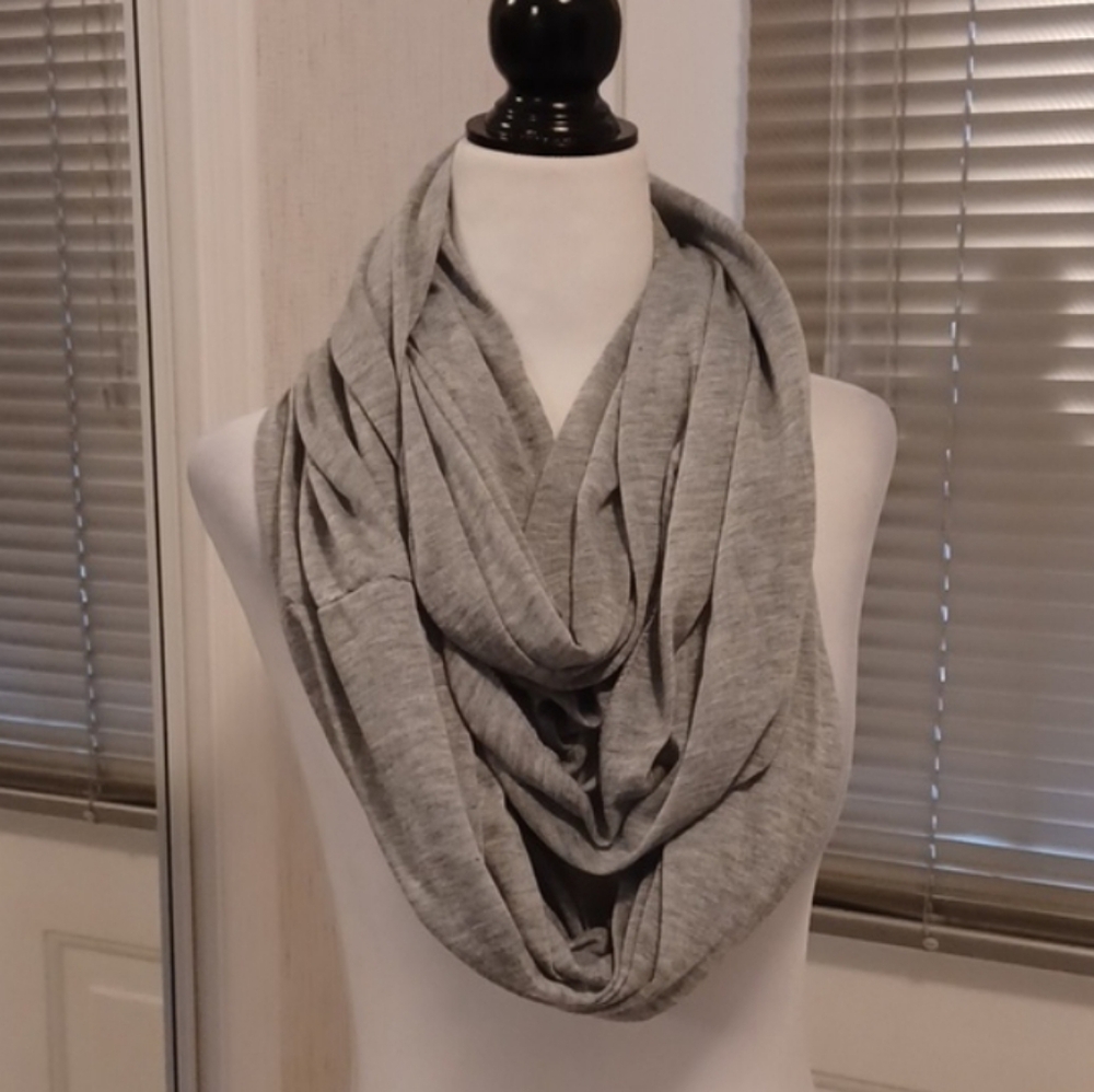 4/$40 New Long Gray Infinity Scarf